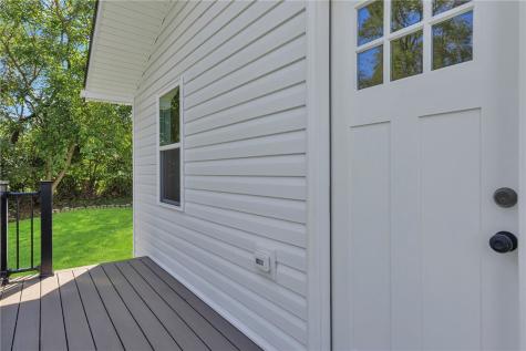 1289 Chestnut Street Monaca PA 15061