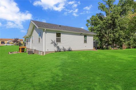 1289 Chestnut Street Monaca PA 15061