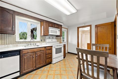705 Corbin Street West Mifflin PA 15122