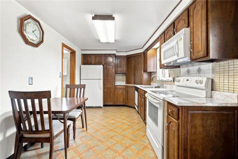 705 Corbin Street West Mifflin PA 15122