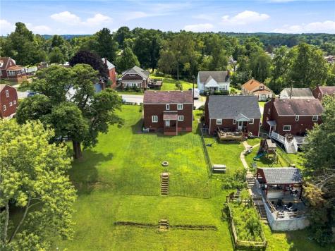 705 Corbin Street West Mifflin PA 15122