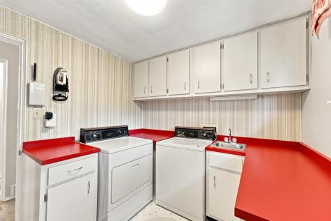 237 Woodridge Drive Green Tree PA 15106