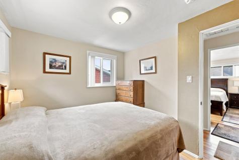 237 Woodridge Drive Green Tree PA 15106