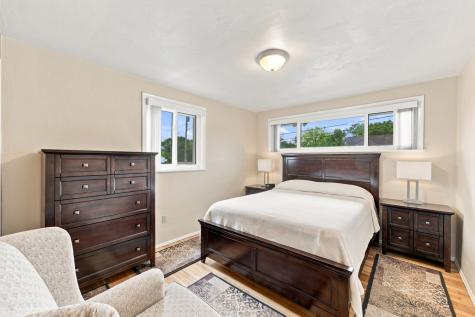 237 Woodridge Drive Green Tree PA 15106
