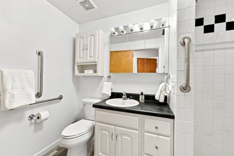 237 Woodridge Drive Green Tree PA 15106