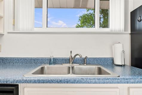 237 Woodridge Drive Green Tree PA 15106