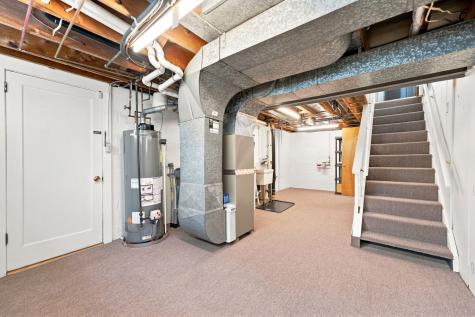 237 Woodridge Drive Green Tree PA 15106