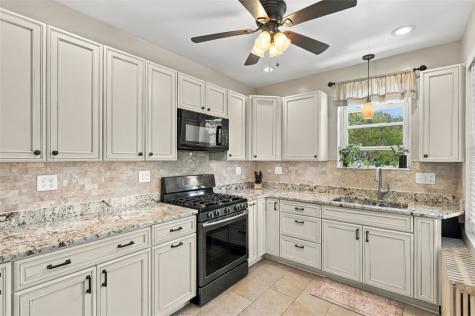 48 Maplewood Street Etna PA 15223