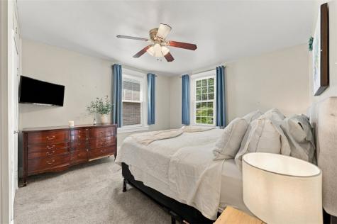48 Maplewood Street Etna PA 15223