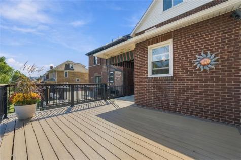 48 Maplewood Street Etna PA 15223