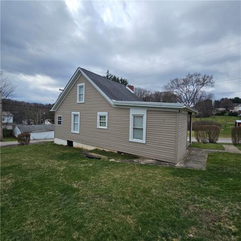 2416 26th Street White Township PA 15010