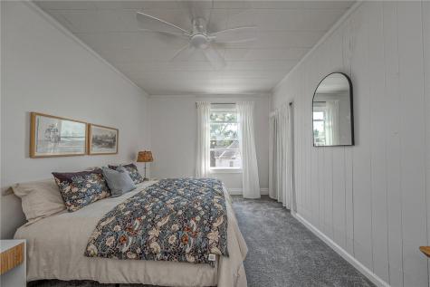 719 Taylor Avenue Avalon PA 15202