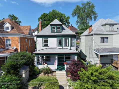 719 Taylor Avenue Avalon PA 15202
