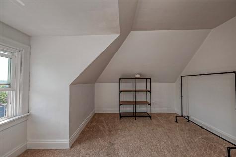 719 Taylor Avenue Avalon PA 15202