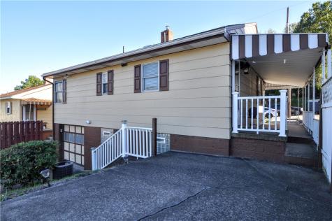 1111 Woodland Avenue Port Vue PA 15133