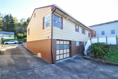 1111 Woodland Avenue Port Vue PA 15133
