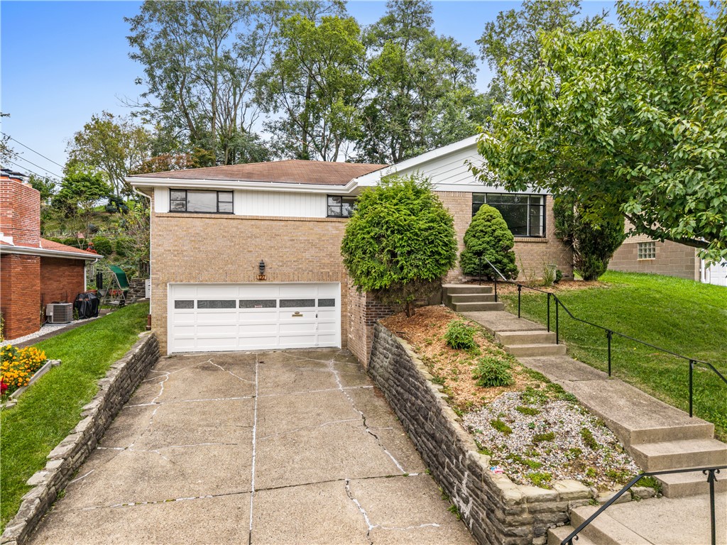 127 Sheldon Avenue Green Tree PA 15220