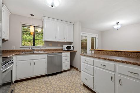 127 Sheldon Avenue Green Tree PA 15220