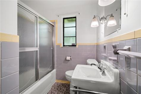 127 Sheldon Avenue Green Tree PA 15220