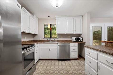 127 Sheldon Avenue Green Tree PA 15220