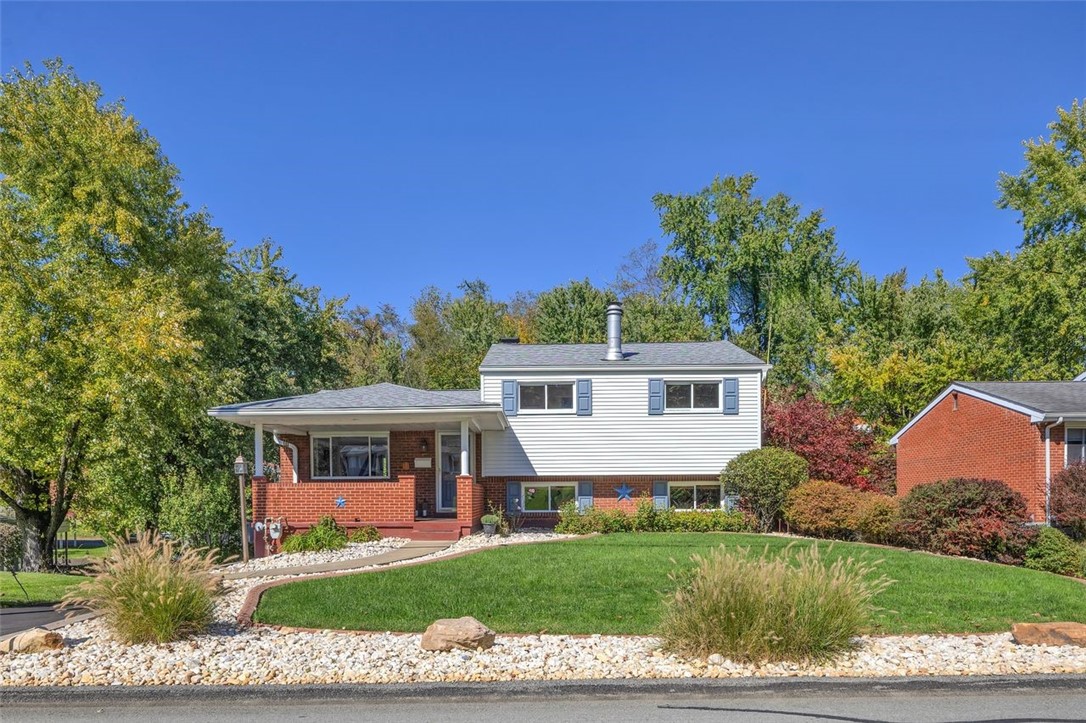 820 Niagara Drive North Huntingdon PA 15642
