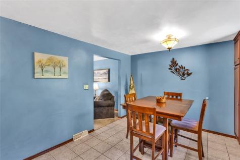 820 Niagara Drive North Huntingdon PA 15642