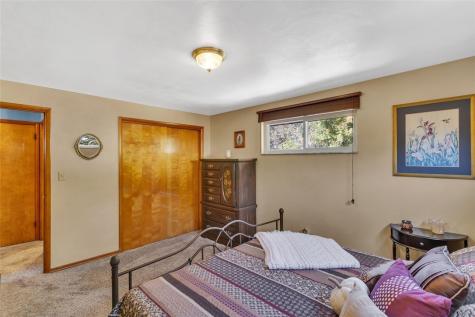 820 Niagara Drive North Huntingdon PA 15642