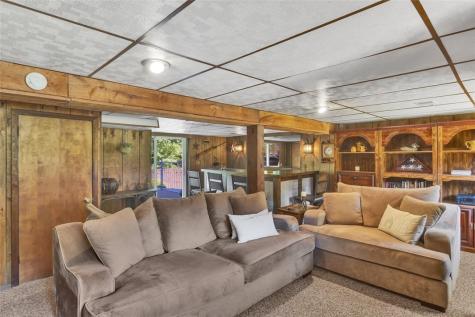 820 Niagara Drive North Huntingdon PA 15642