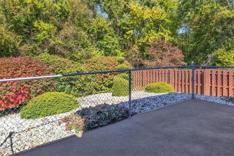 820 Niagara Drive North Huntingdon PA 15642