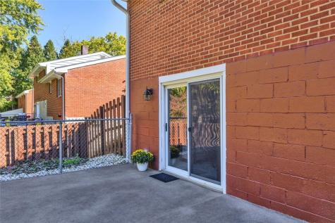 820 Niagara Drive North Huntingdon PA 15642