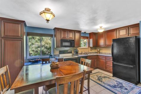 820 Niagara Drive North Huntingdon PA 15642