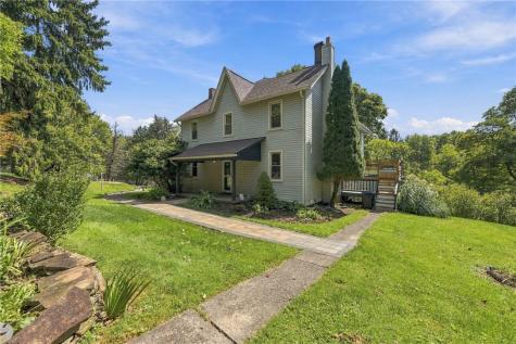 2137 Fairhill Playground Road Sewickley Hills Boro PA 15143