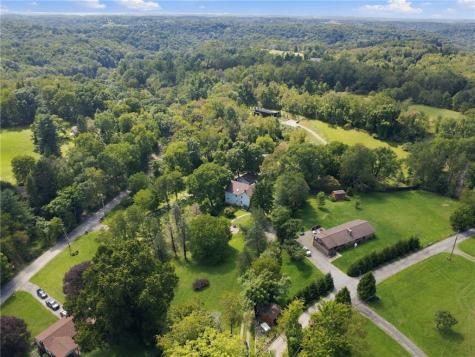 2137 Fairhill Playground Road Sewickley Hills Boro PA 15143