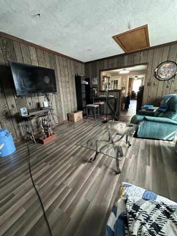 221 Seneca Drive New Kensington PA 15068