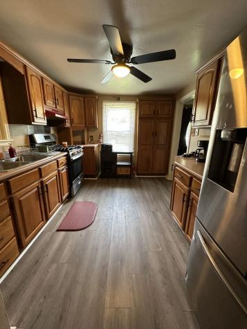 221 Seneca Drive New Kensington PA 15068
