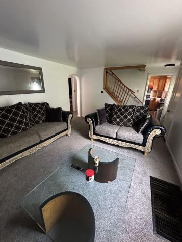 221 Seneca Drive New Kensington PA 15068