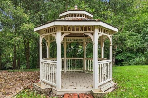 113 Larchwood Drive Wilkins Township PA 15145