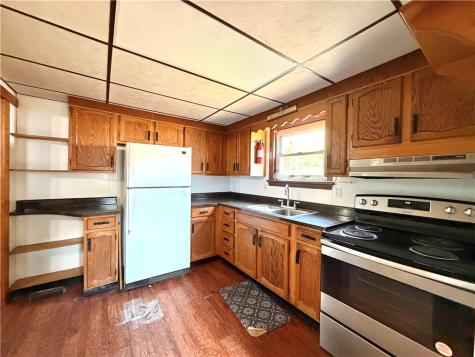 121 Elizabeth Avenue Evans City Boro PA 16033