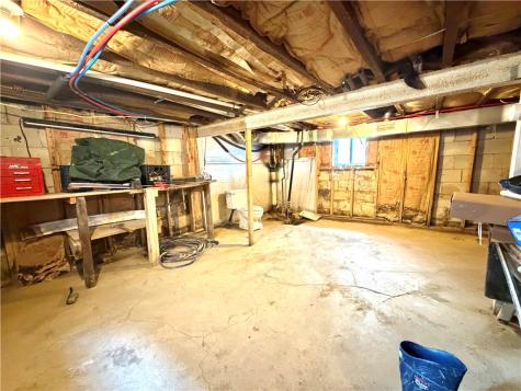 121 Elizabeth Avenue Evans City Boro PA 16033
