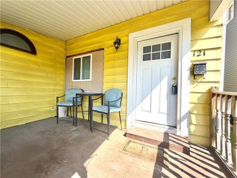 121 Elizabeth Avenue Evans City Boro PA 16033