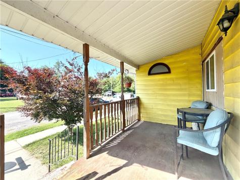 121 Elizabeth Avenue Evans City Boro PA 16033