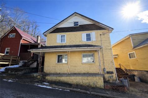 943 Johnston Avenue Kittanning Township PA 16201