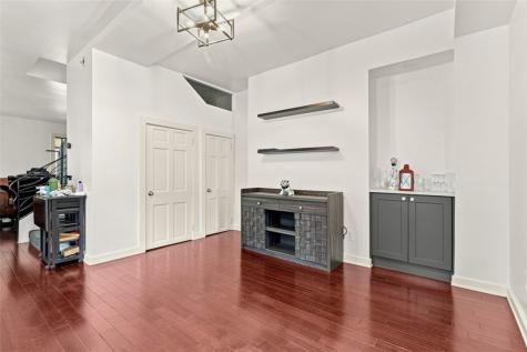 1303 Sherman Avenue Central North Side PA 15212