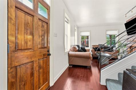 1303 Sherman Avenue Central North Side PA 15212