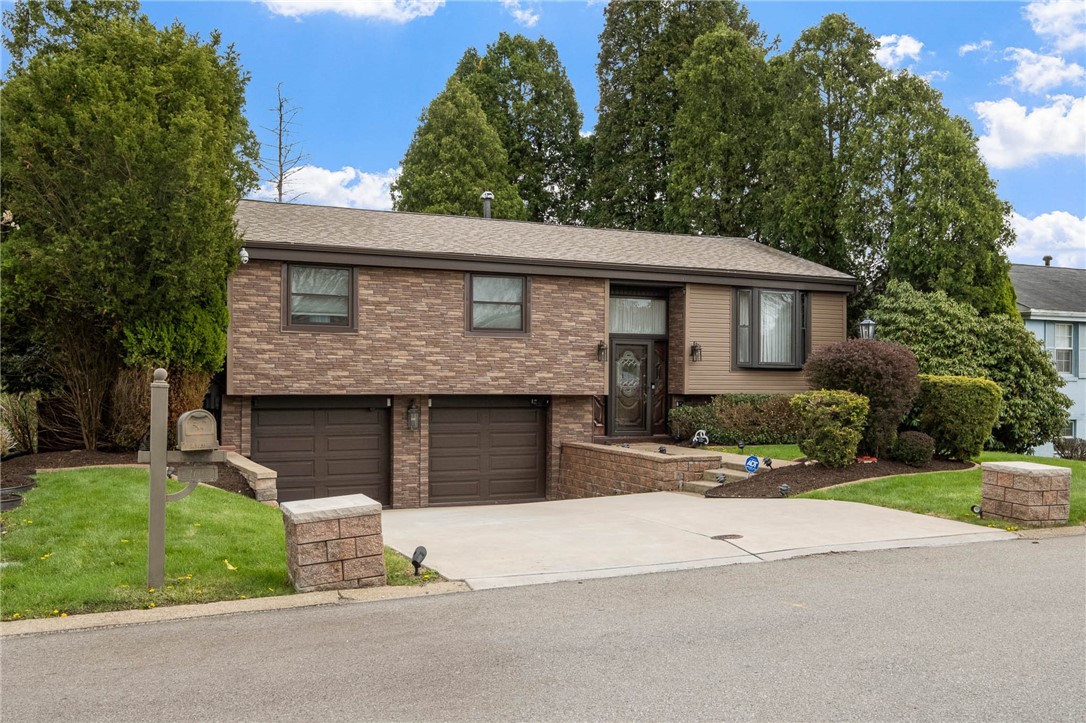 109 Brookmeade Drive Ross Township PA 15237