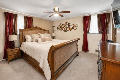 109 Brookmeade Drive Ross Township PA 15237