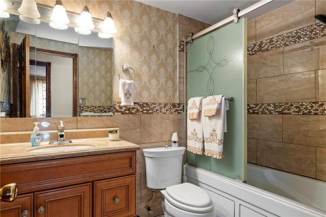 109 Brookmeade Drive Ross Township PA 15237