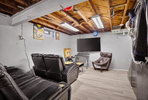 412 Nicholas Street Mt Oliver PA 15210