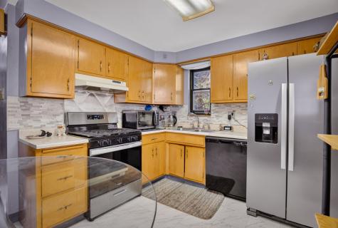 412 Nicholas Street Mt Oliver PA 15210