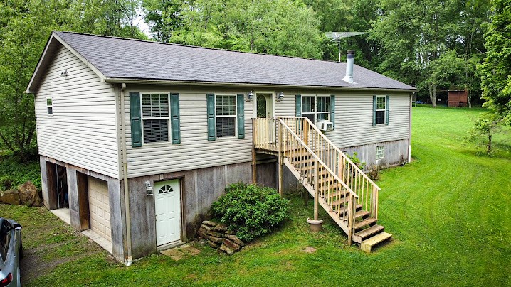 326 Gray Avenue Winfield Township PA 16023